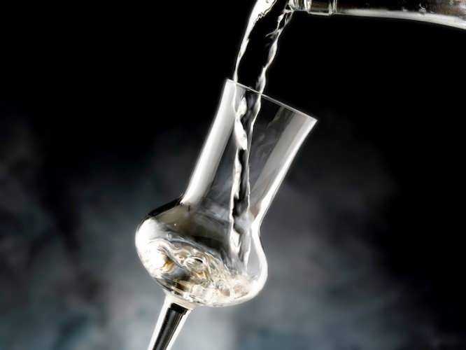 grappa-distillati-by-ecopim-studio-fotolia-750